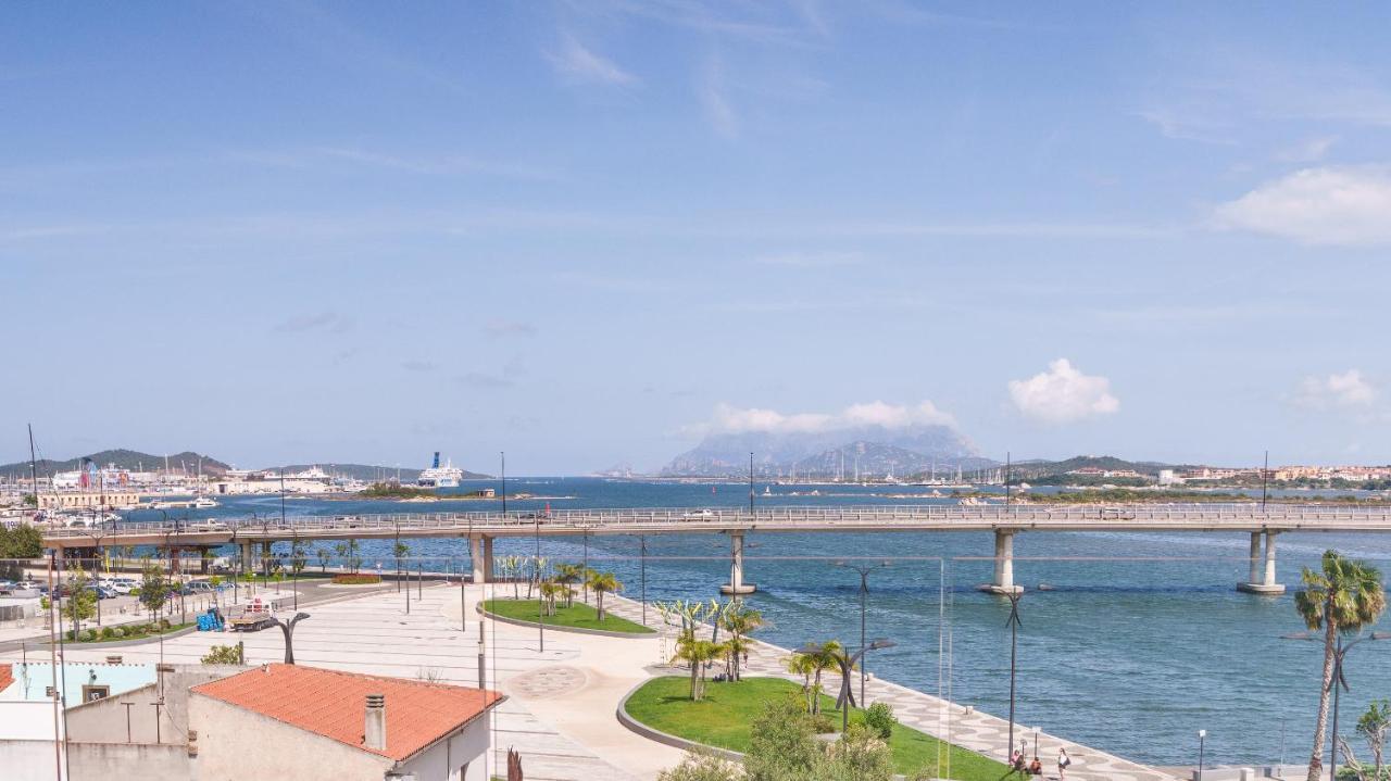 Welcomely - Seamphony Apartment *